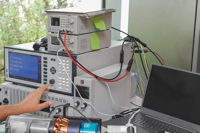 功率分析儀在風力發(fā)電機組測試中的應用